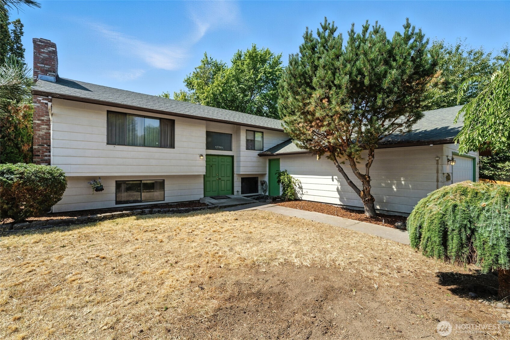 Property Photo: 2150 Granite Drive WA 99362