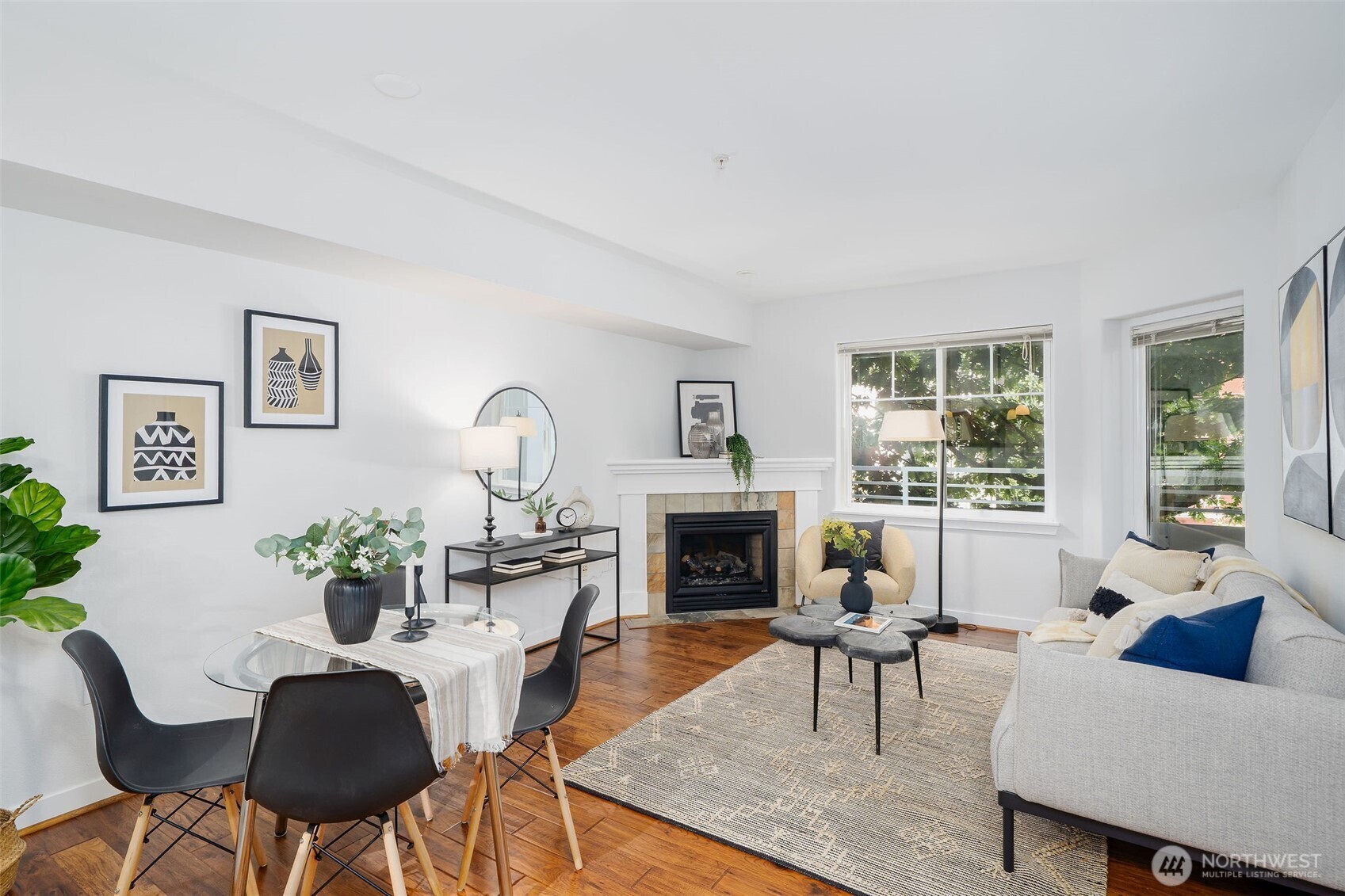 Property Photo: 1545 NW 57th Street 230 WA 98107