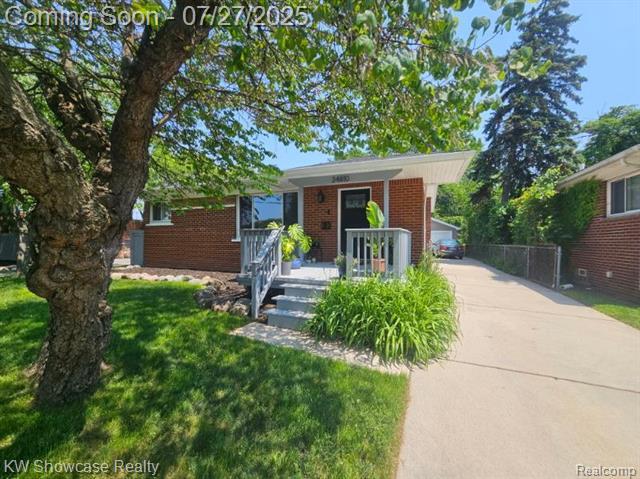 24810 Roanoke Avenue  Oak Park MI 48237 photo