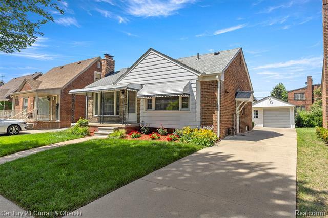 Property Photo: 7055 Freda Street MI 48126