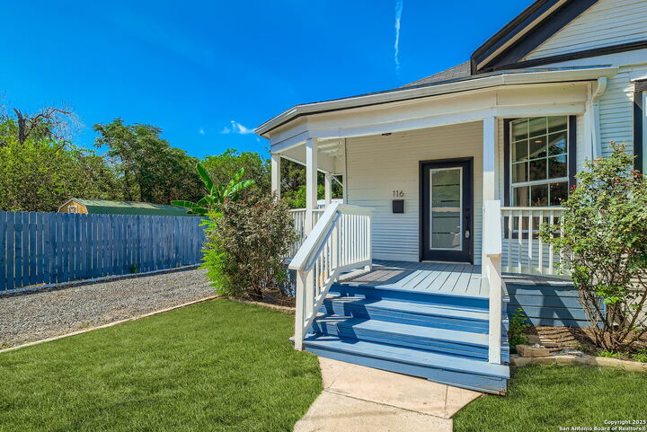 Property Photo:  116 Rehmann  TX 78204 
