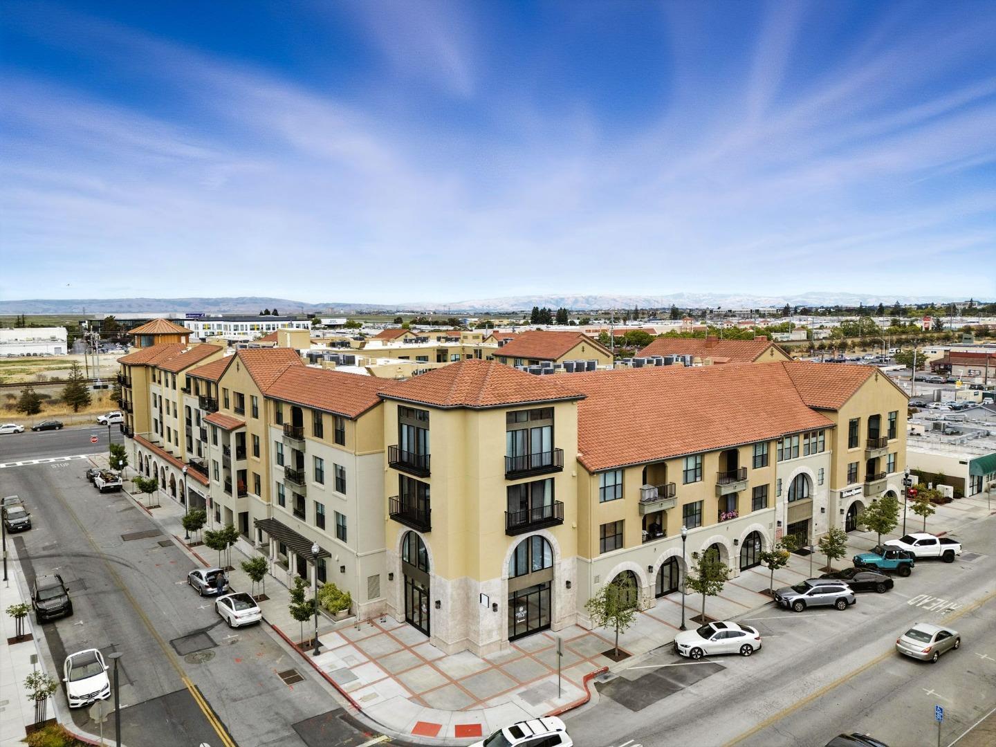 Property Photo: 1001 Laurel Street 223 CA 94070