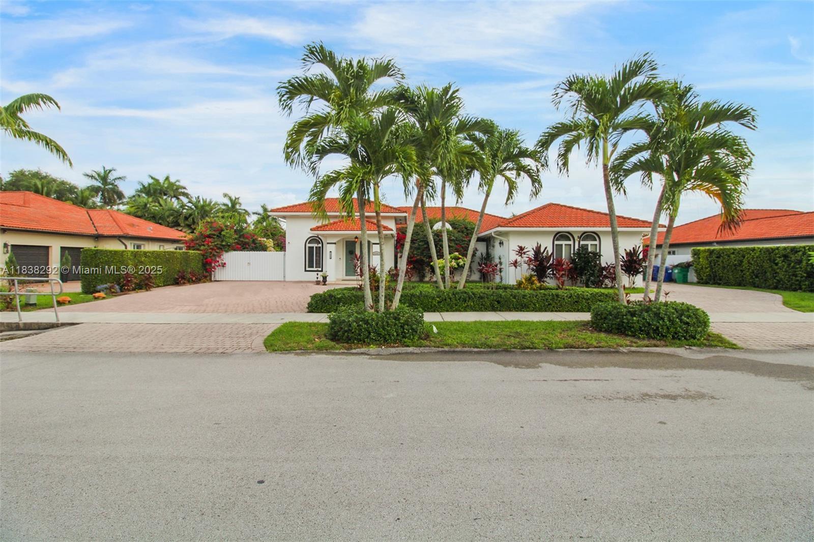 Property Photo: 15263 SW 162nd St FL 33187
