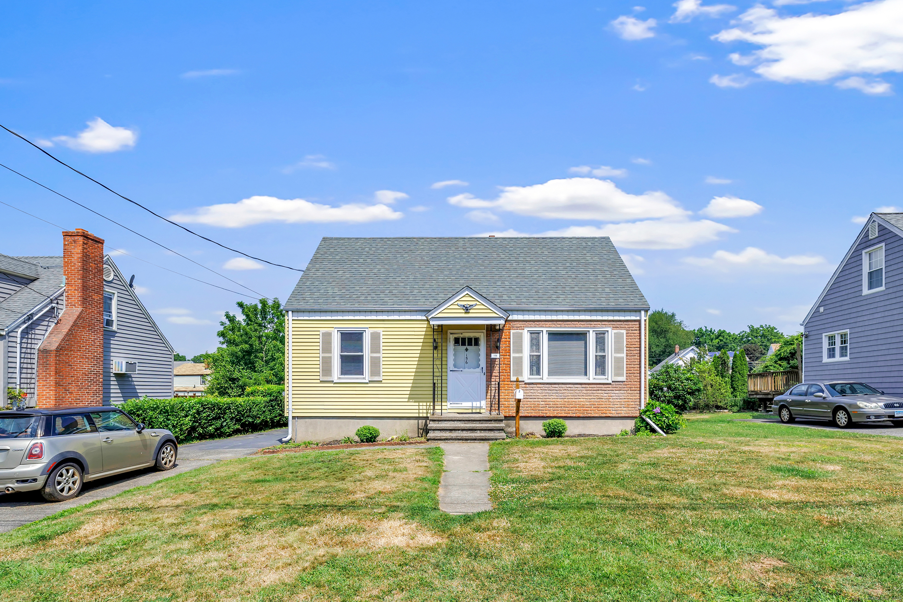 Property Photo:  156 Kenwood Avenue  CT 06614 