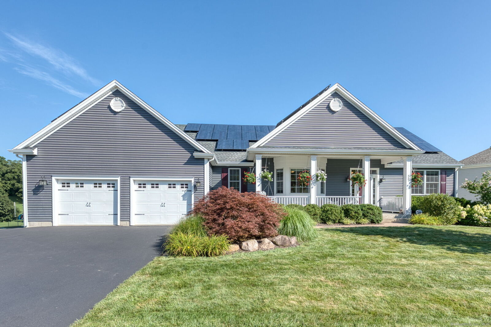 Property Photo: 457 Briarwood Drive CT 06040