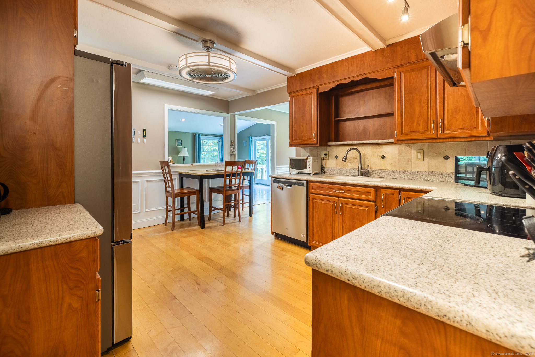 Property Photo:  115 Plattsville Road  CT 06606 