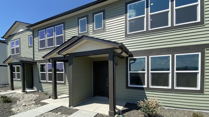 Property Photo:  5207 E Frederick Ave  WA 99217 