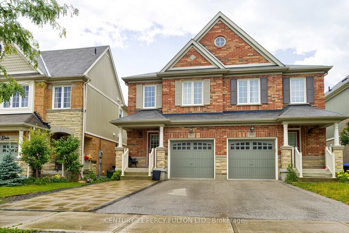 Property Photo:  102 Russel Drive  ON L3Z 0M7