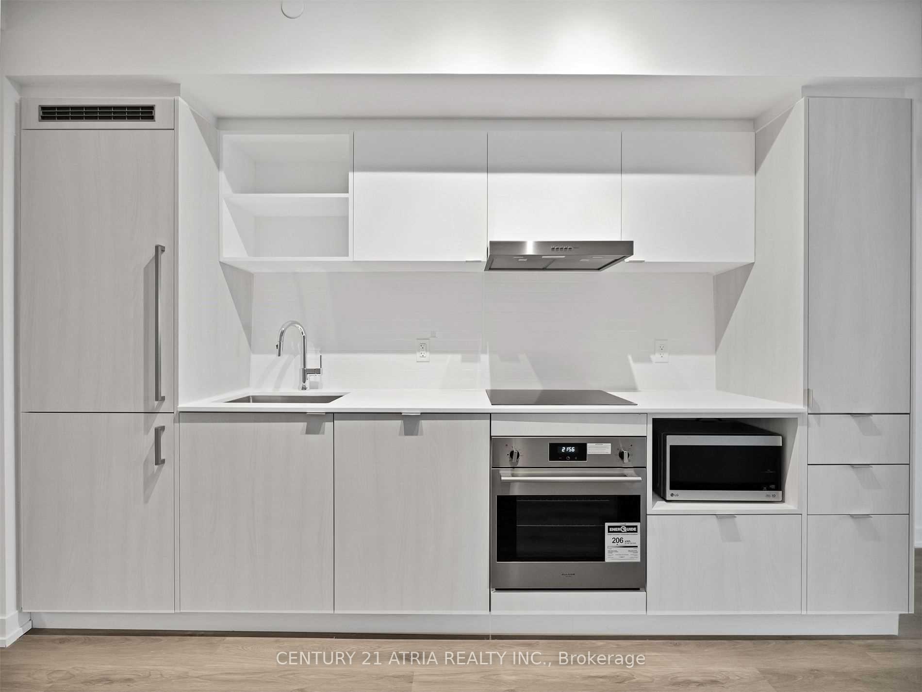 Property Photo:  138 Downes Street 3301  ON M5E 0E4 