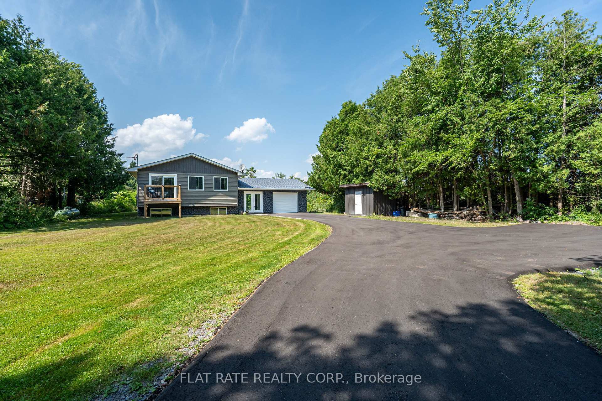 Property Photo: 400 Douglas Road ON K0L 3A0