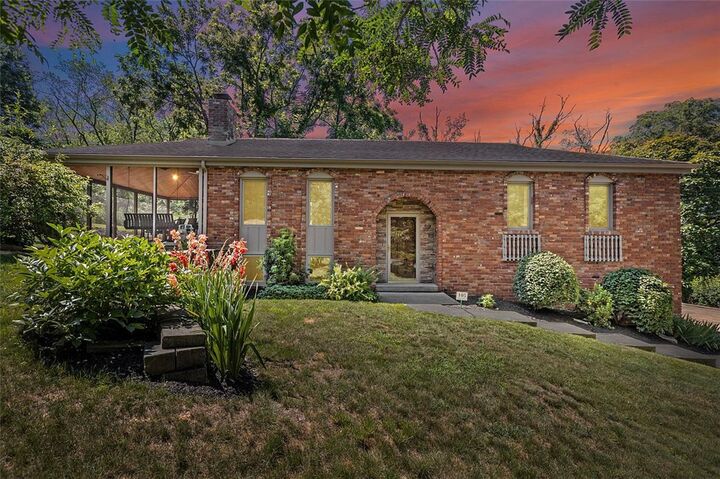 105 Fulton Drive  Peters Twp PA 15367 photo