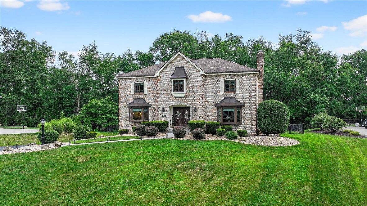 Property Photo:  243 King Richard Dr  PA 15317 