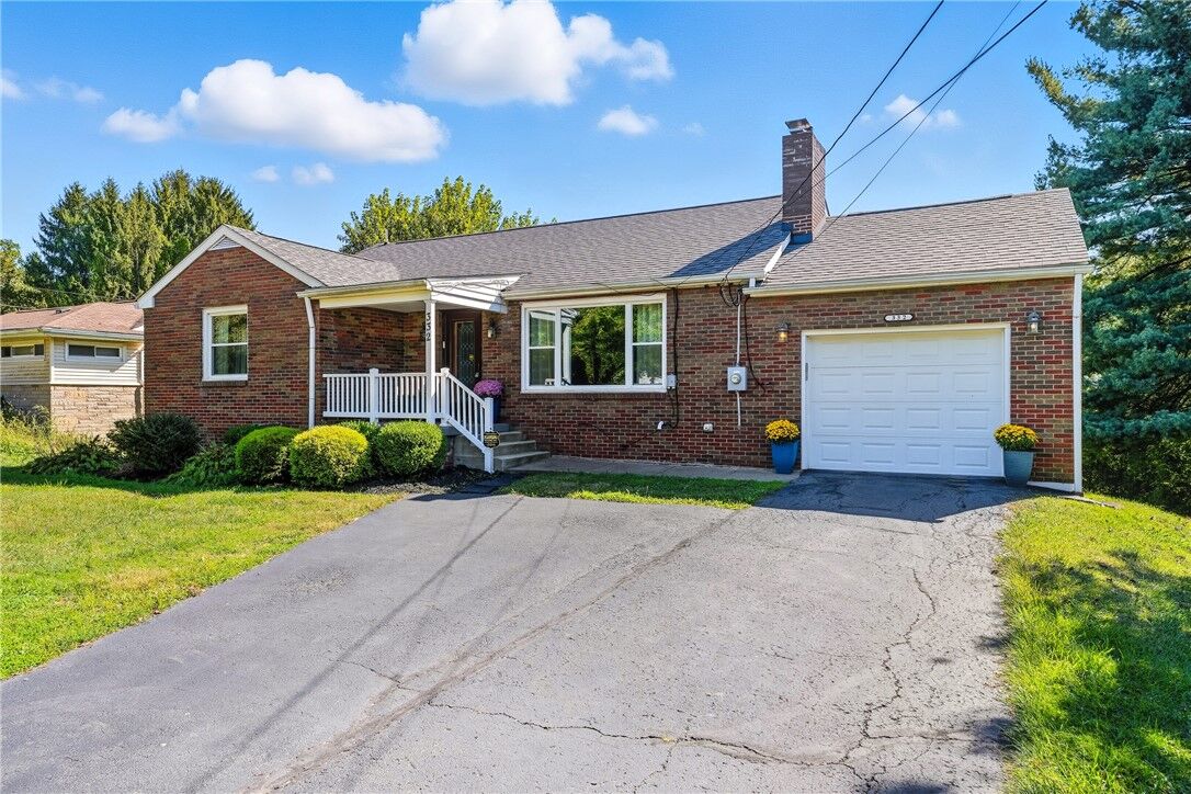 Property Photo: 332 E Maitland Lane PA 16105
