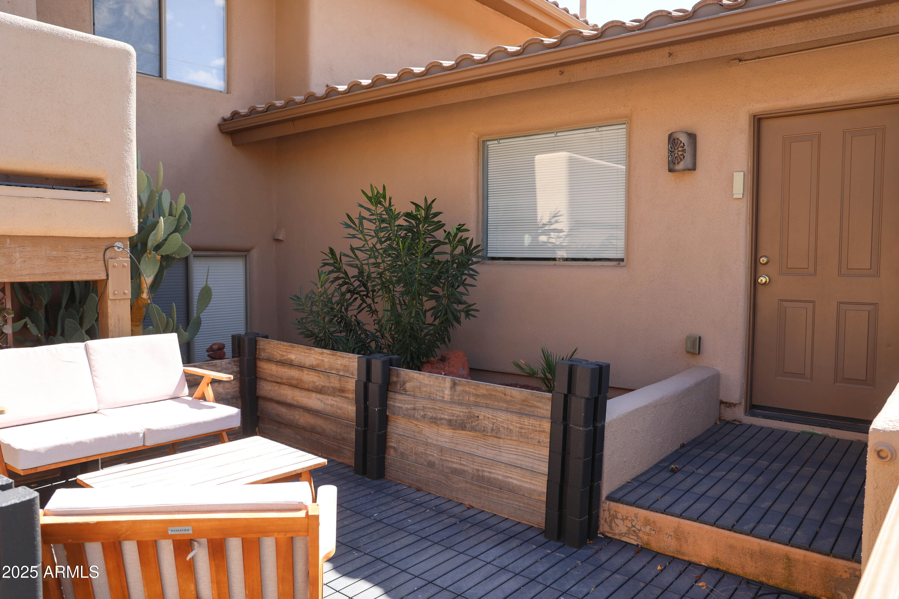 Property Photo:  520 Jordan Road 5  AZ 86336 