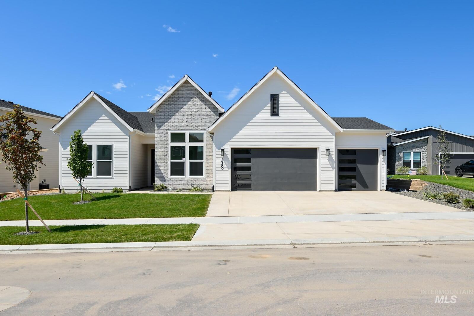 Property Photo: 3789 N San Carlos Pl ID 83669