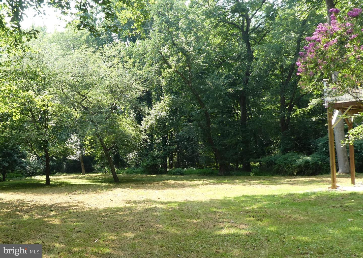 Property Photo: 3530 Morningside Drive VA 22031