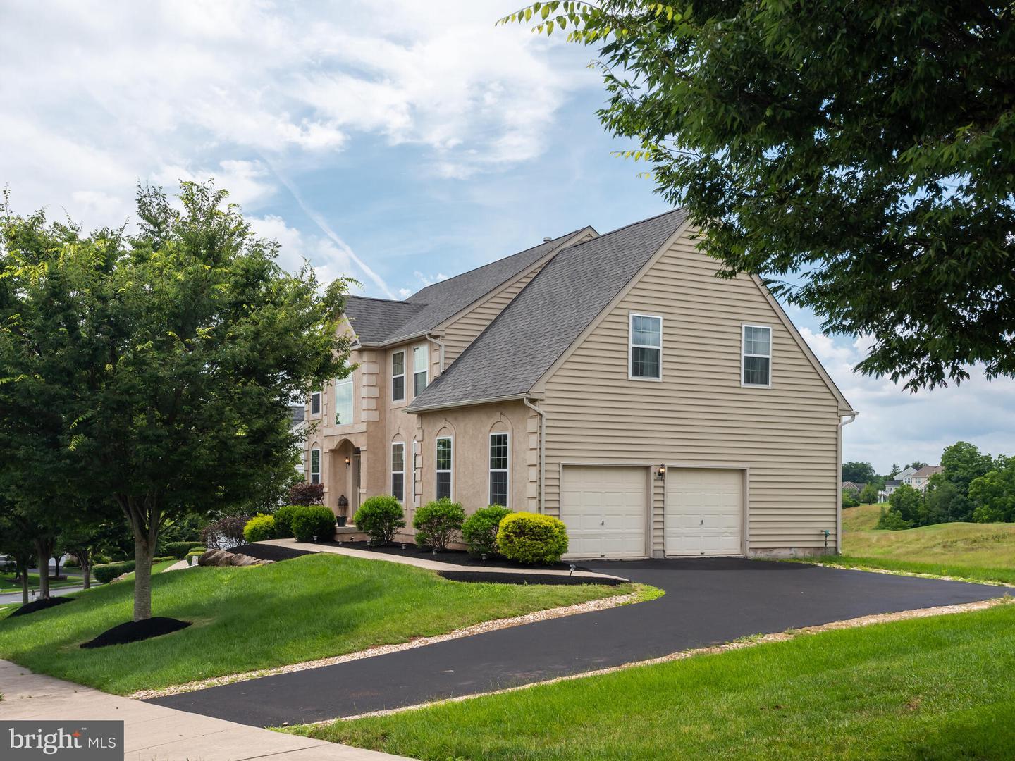 Property Photo: 582 Championship Drive PA 19438