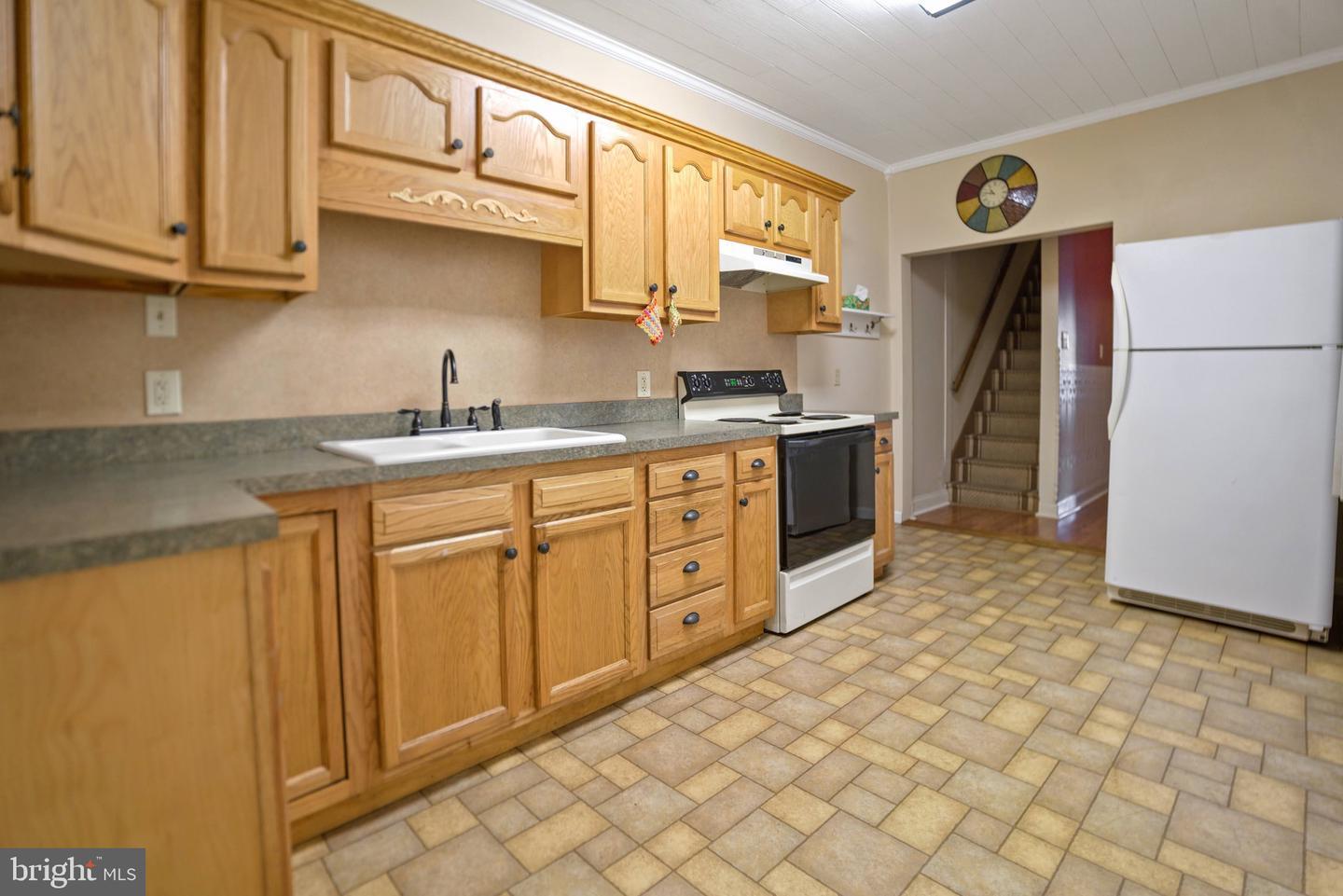 1527 Derry Street 1/2  Harrisburg PA 17104 photo