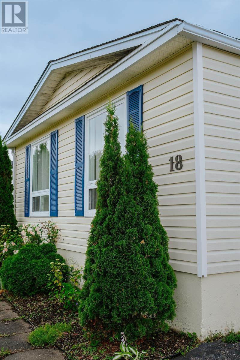 Property Photo: 18 Heath Crescent NL A1V 1R1