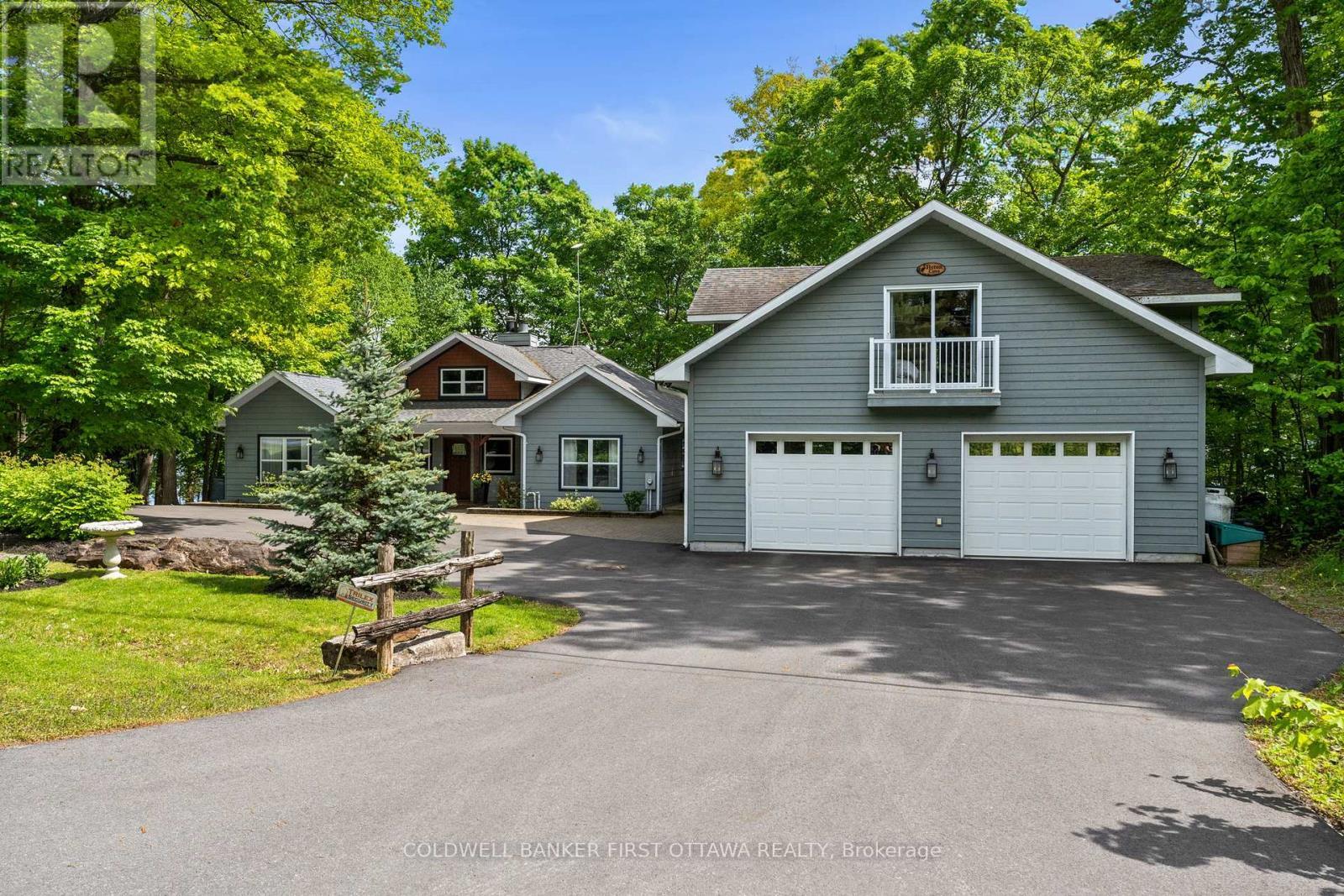 Property Photo: 314 Kennedy Road ON K0J 1H0