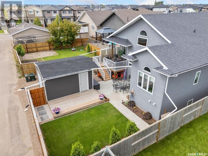 Property Photo: 607 Werschner Crescent SK S7V 0E1