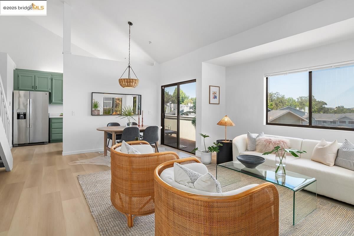 Property Photo:  46 Birchwood Dr  CA 94947 