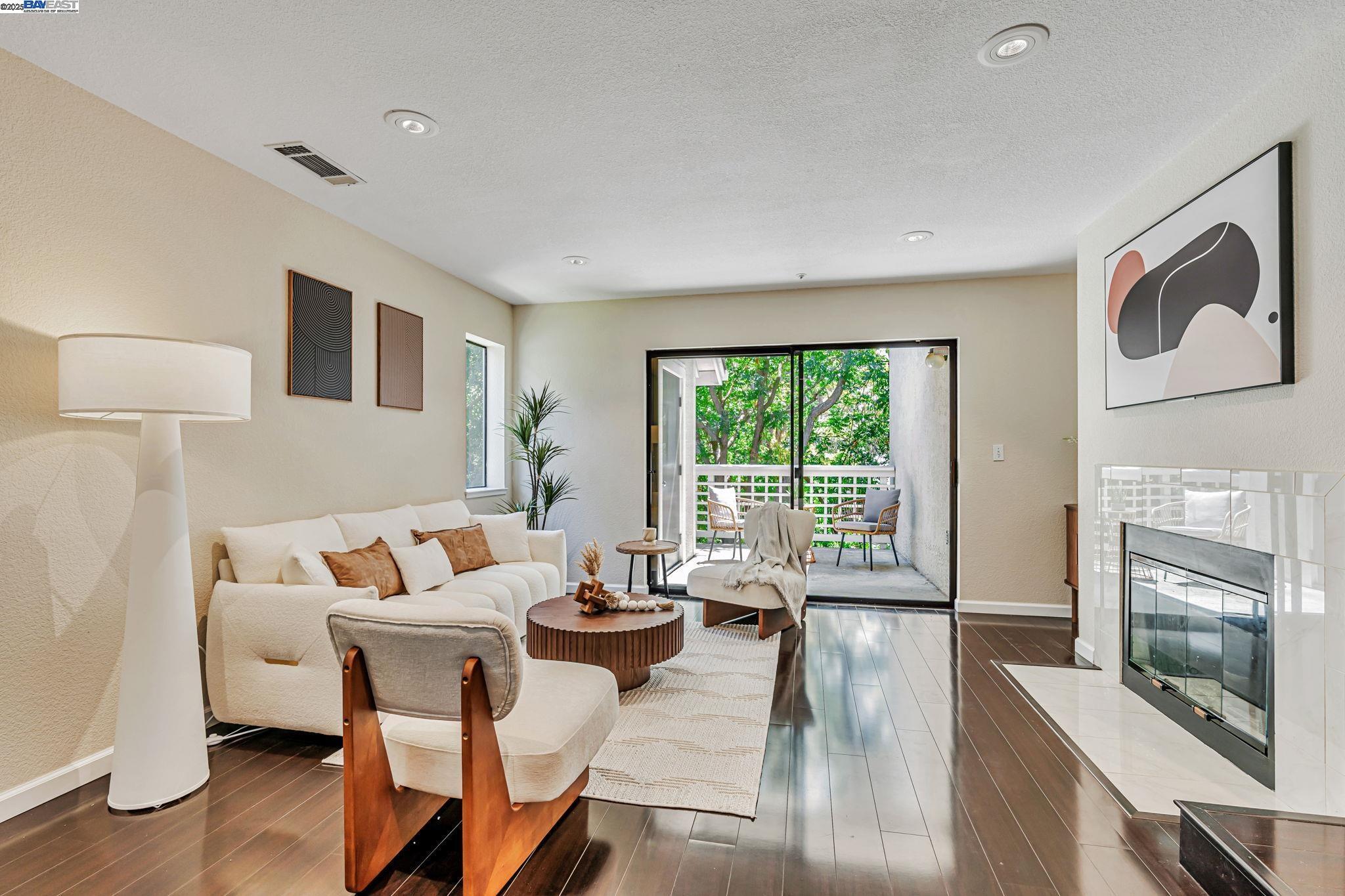 2584 Oak Rd 227  Walnut Creek CA 94597 photo