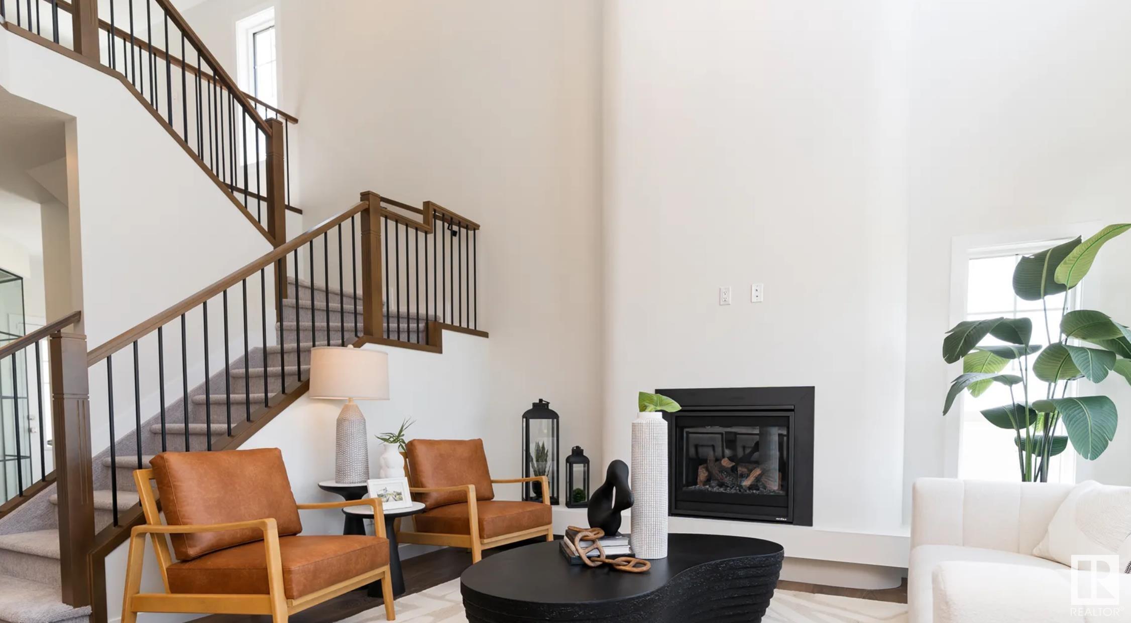 Property Photo:  1524 11 Avenue NW  AB T6T 2W4 