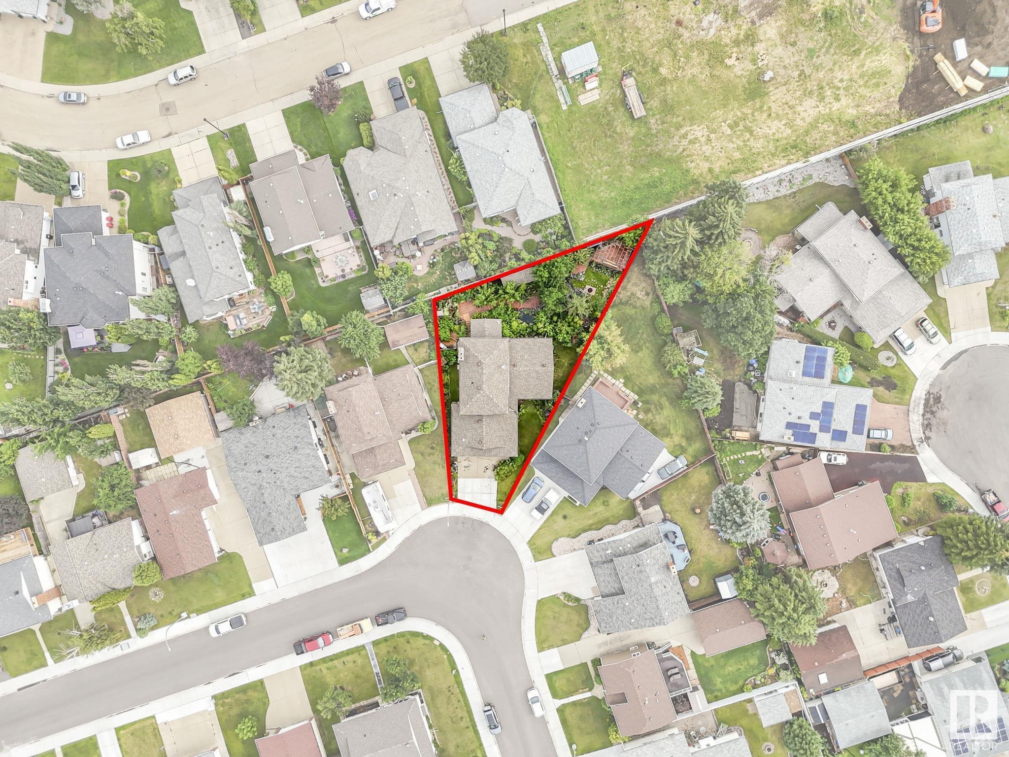 Property Photo: 10206 173A Avenue NW AB T5X 3X2