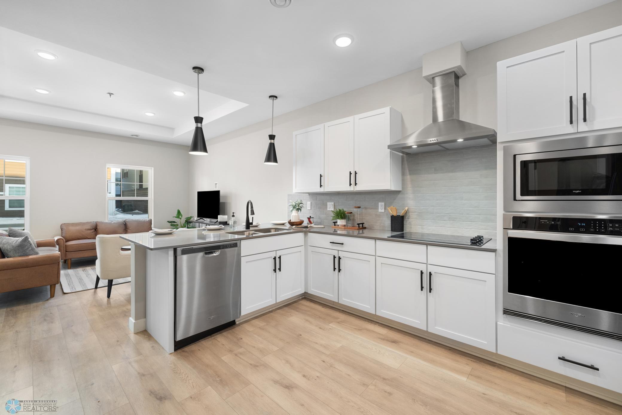 Property Photo:  5885 41 Street S  ND 58104 