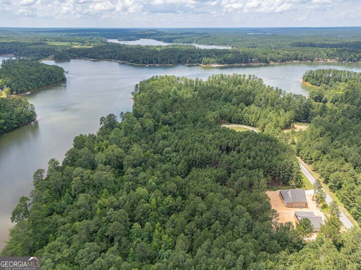 Property Photo:  1198 Sunset Cove  GA 30668 