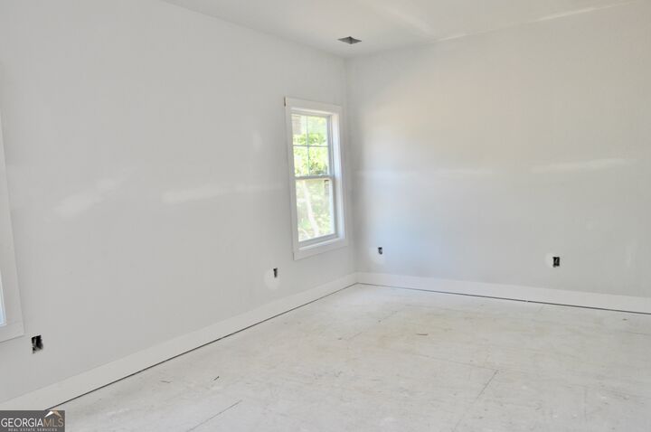 Property Photo:  1021 Pointe S  GA 30668 