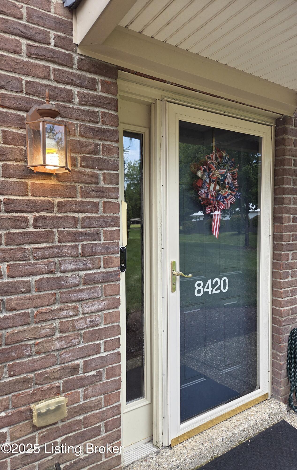 Property Photo: 8420 Grand Trevi Dr KY 40228