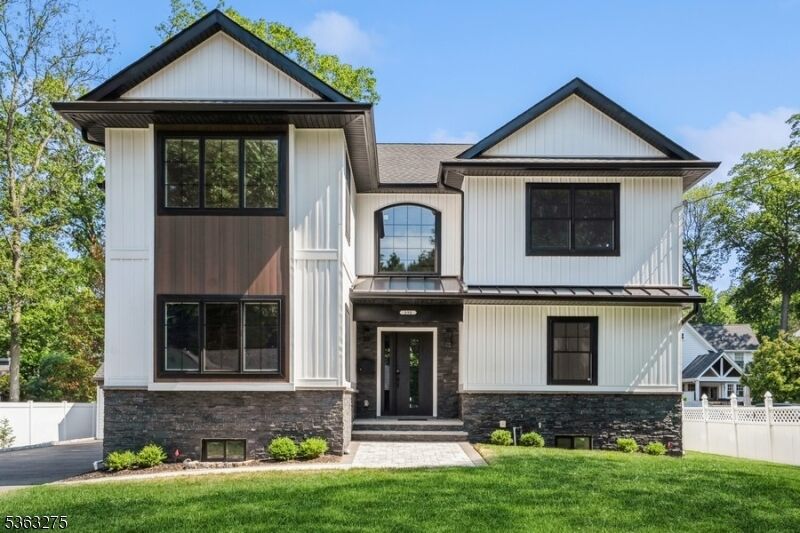 Property Photo: 890 Oradell Ave NJ 07649