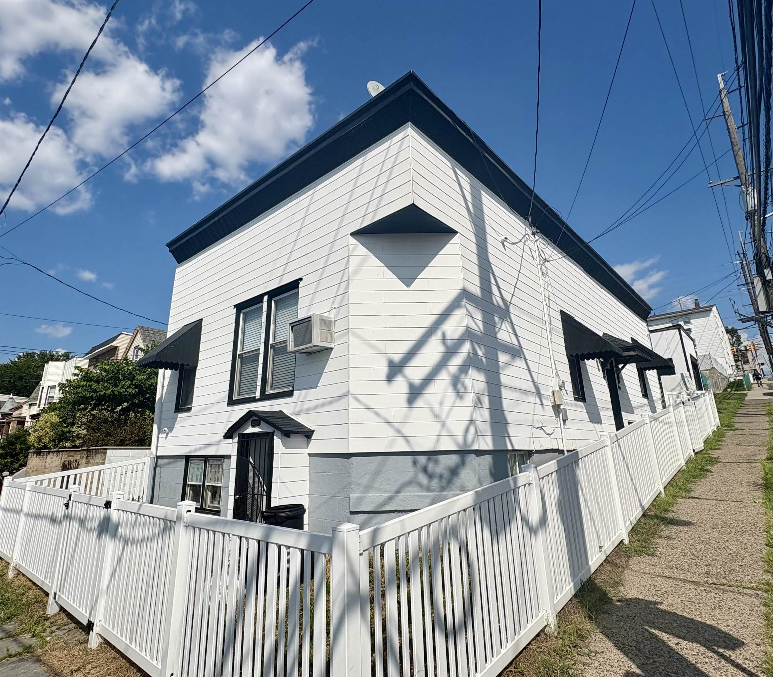 1000 Columbia Ave  North Bergen NJ 07047 photo