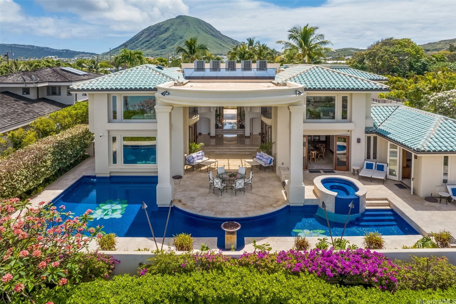 Property Photo: 255/257 Portlock Road HI 96825