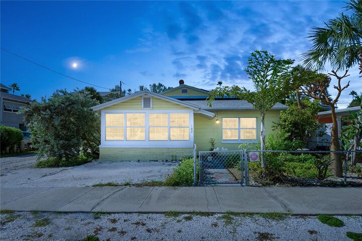 Property Photo:  102 11th Avenue  FL 33706 