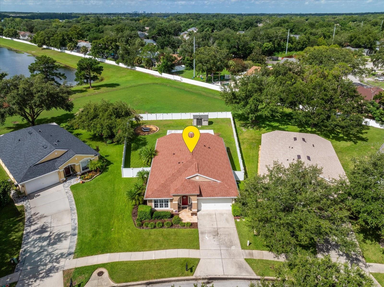 Property Photo: 1819 Laurel Brook Loop FL 32707