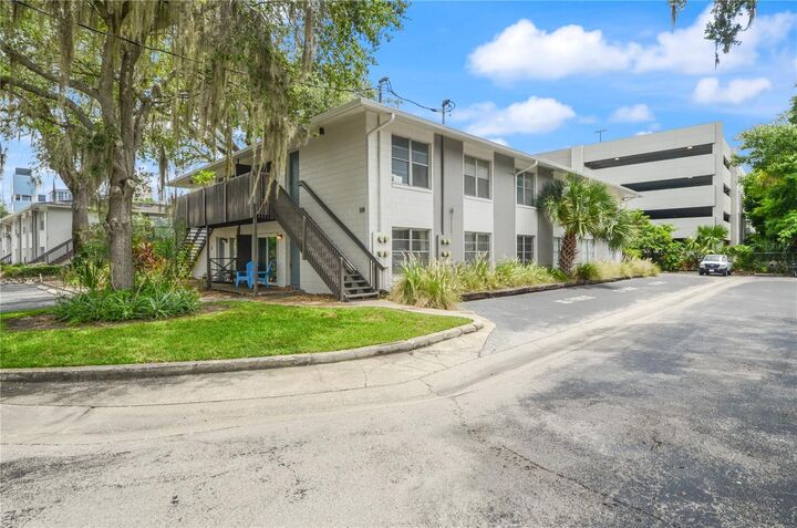 Property Photo:  128 W America Street 21  FL 32801 