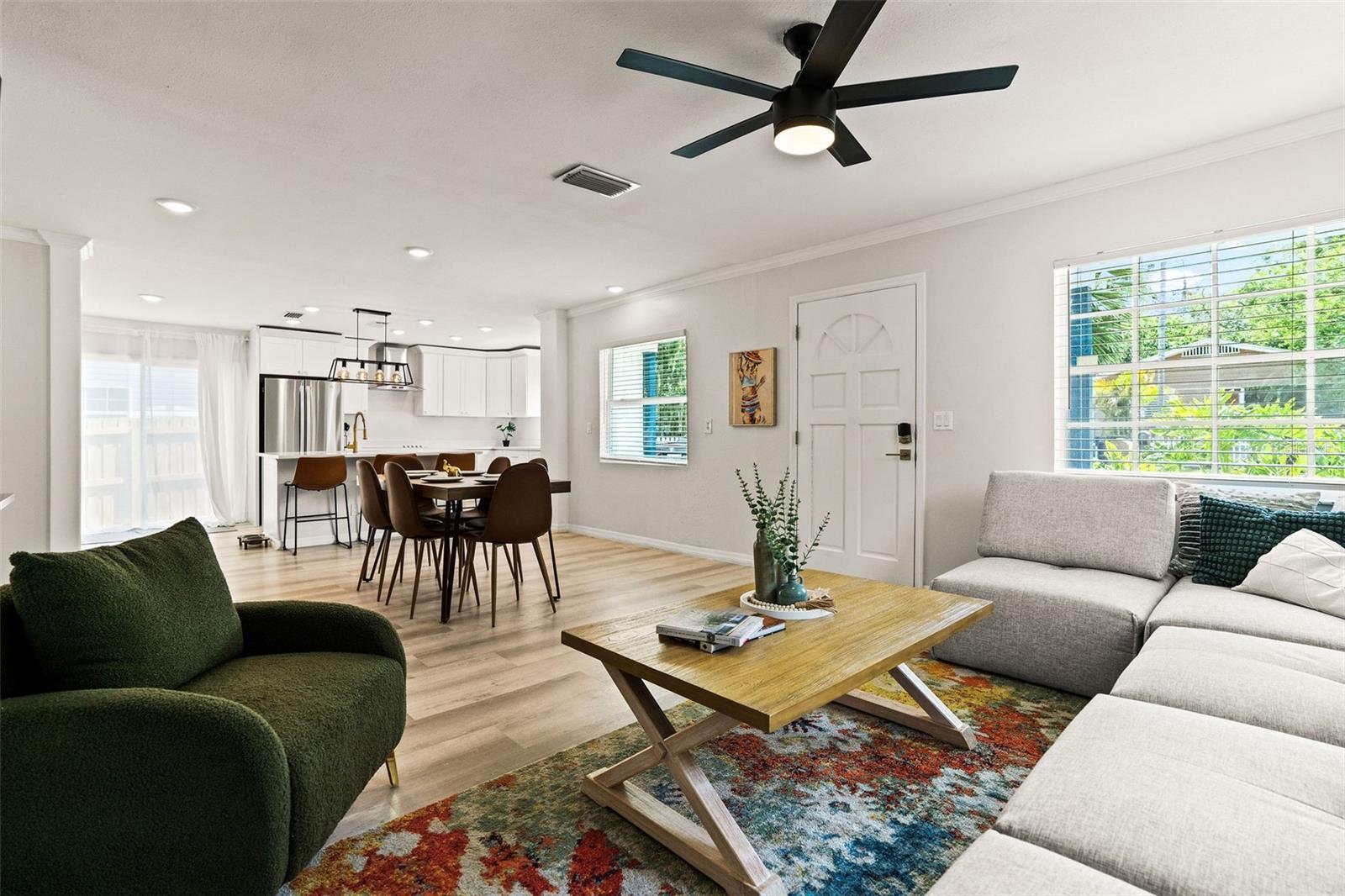 Property Photo:  6908 N Lynn Avenue  FL 33604 