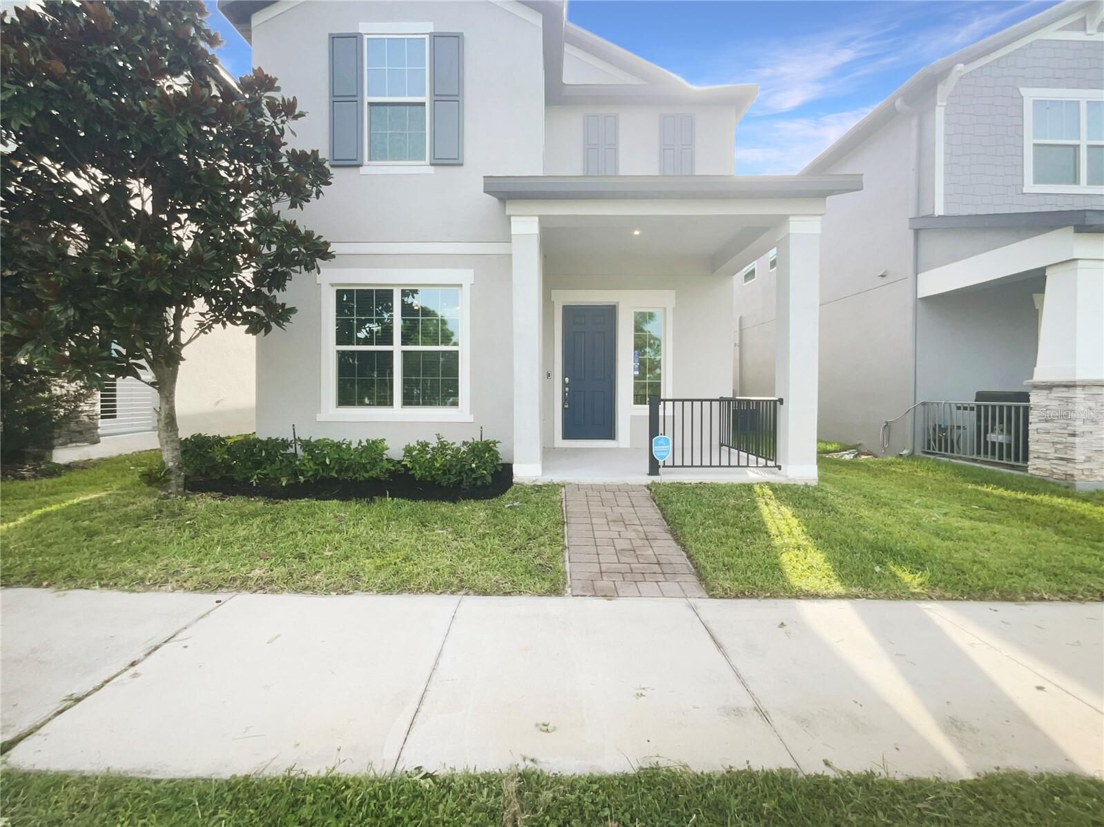 Property Photo:  2023 White Feather Loop  FL 34787 