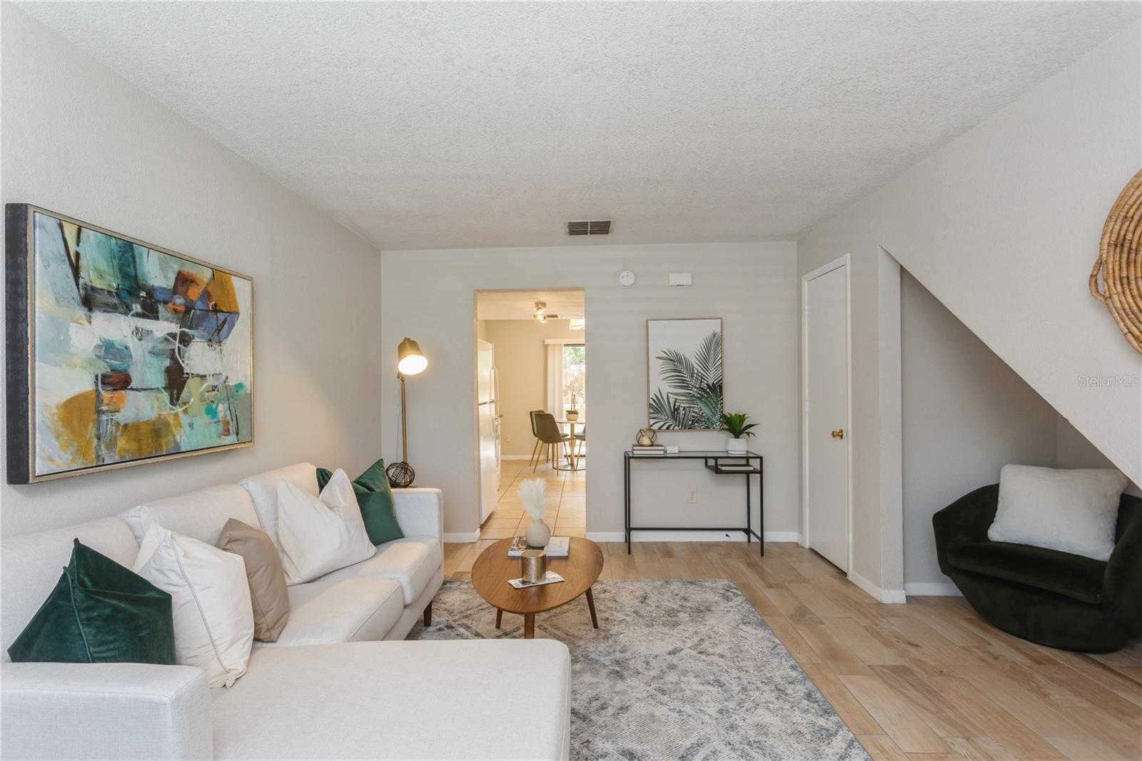Property Photo: 2052 Kings Highway 8 FL 33755