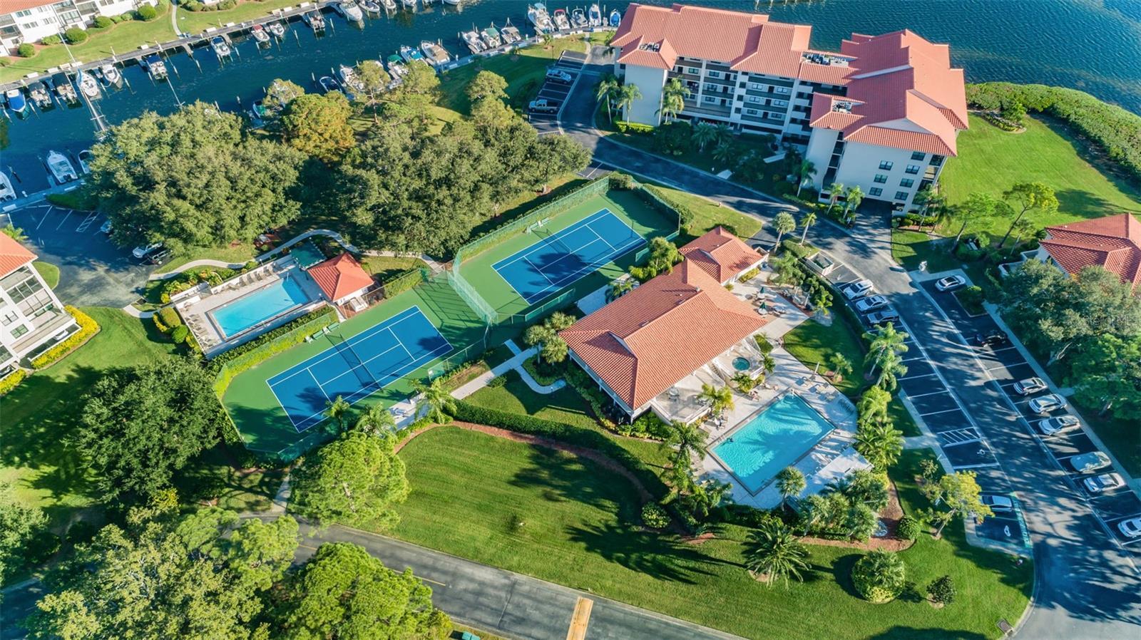 Property Photo: 1802 Mariner Drive 24 FL 34689