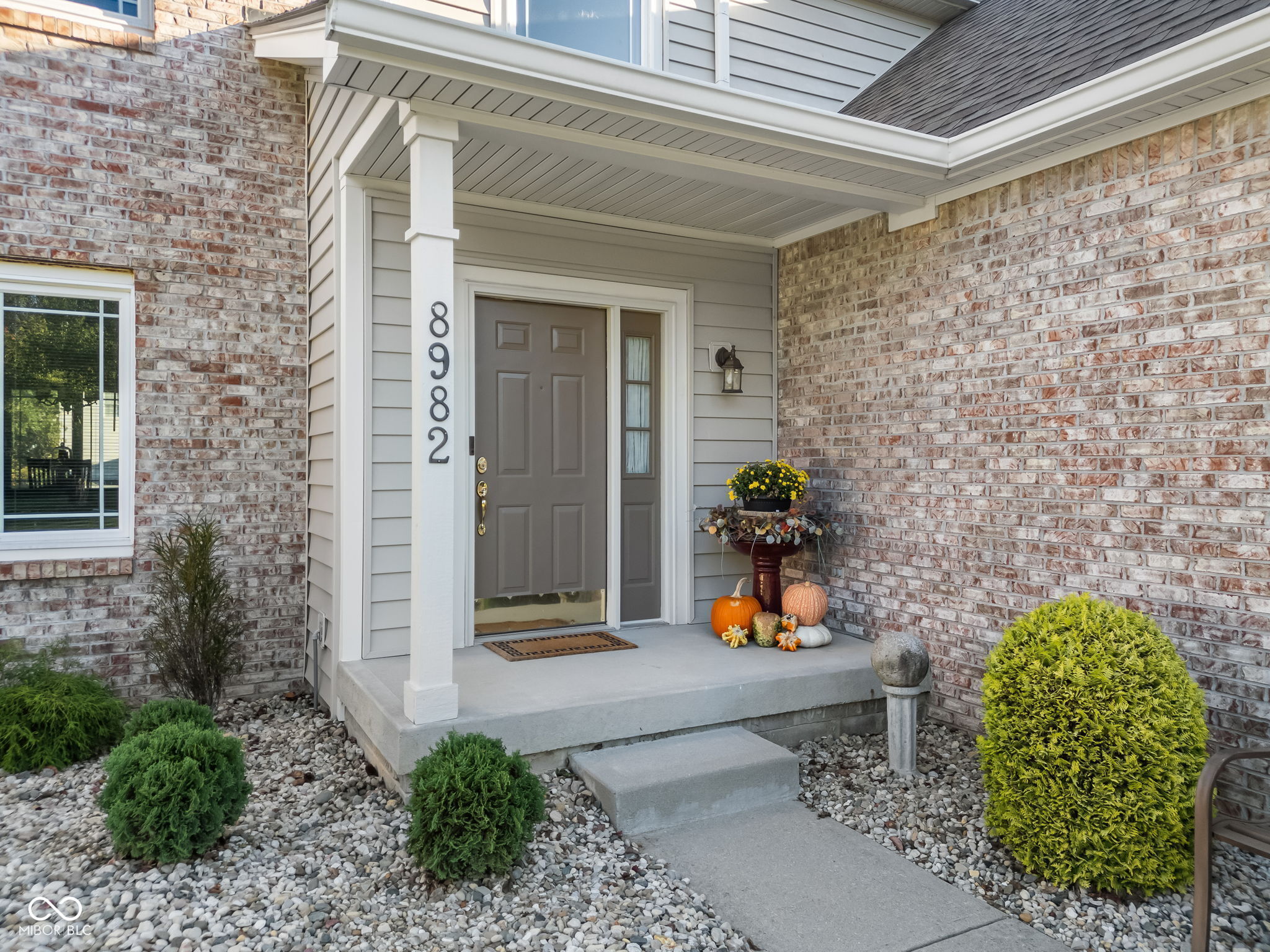 Property Photo: 8982 Sommerwood Drive IN 46060
