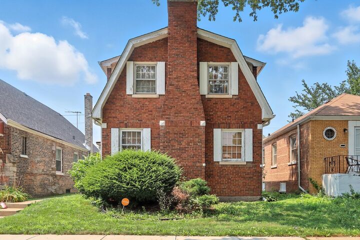 Property Photo:  12220 S La Salle Street  IL 60628 