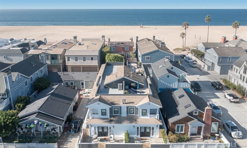 Property Photo: 947 Balboa Boulevard W CA 92661