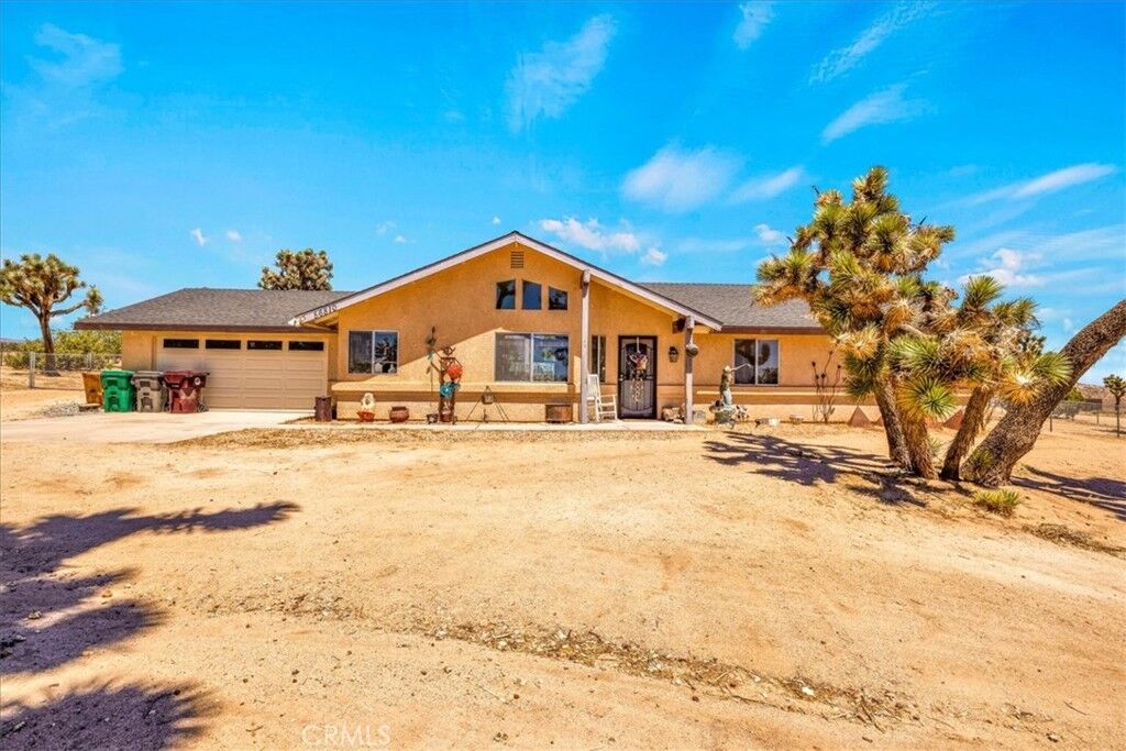 Property Photo:  56810 Chipmunk Trail  CA 92284 