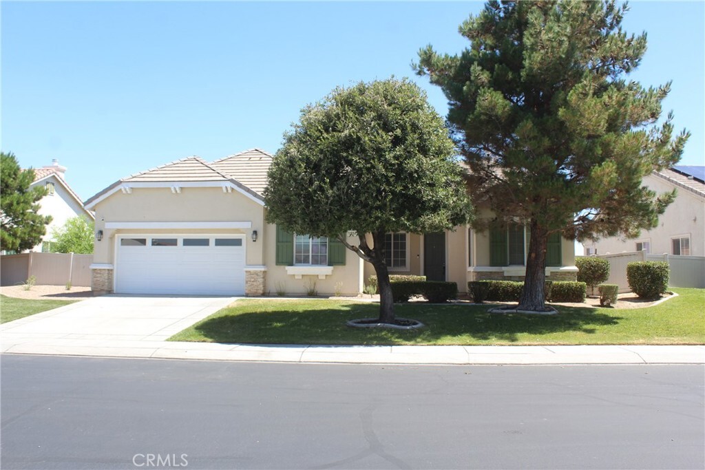 Property Photo:  10854 Aster Lane  CA 92308 