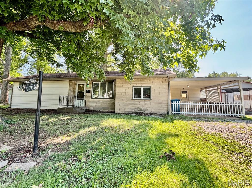 Property Photo: 1708 Anna Rose Drive IL 62226