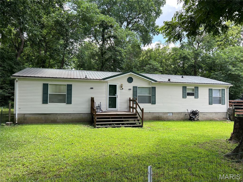 Property Photo: 510 Elm Street MO 63771